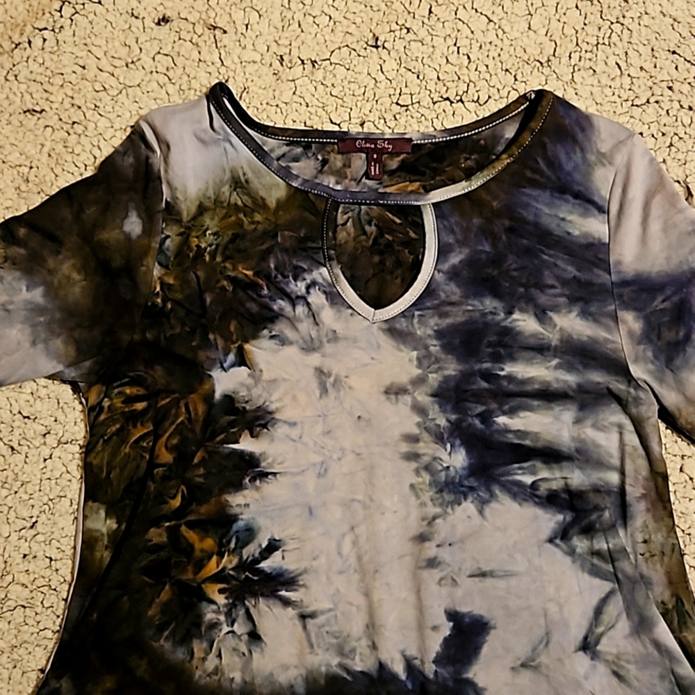Women's Top With Butterfly Sleeves